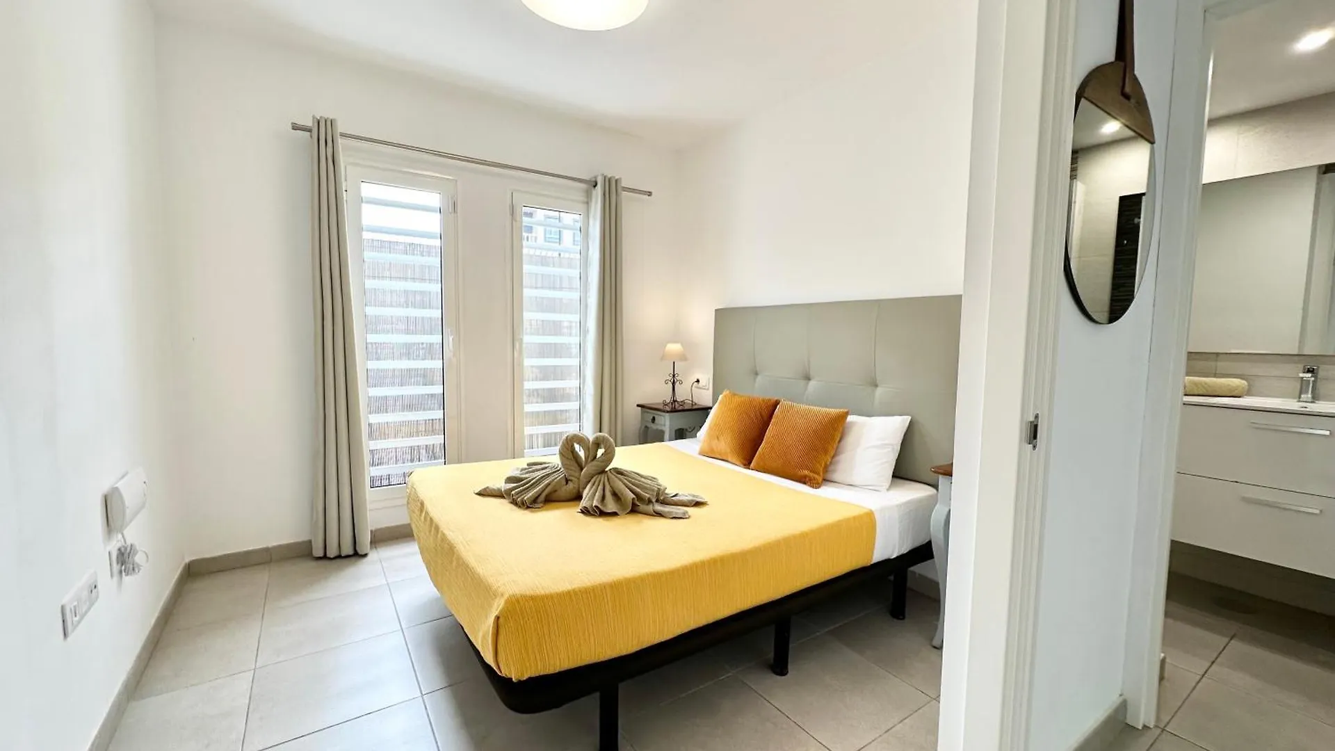 Apartamento Chocolate Brownie Piscina, Terraza, Planta Baja, Parking Y Wifi Corralejo