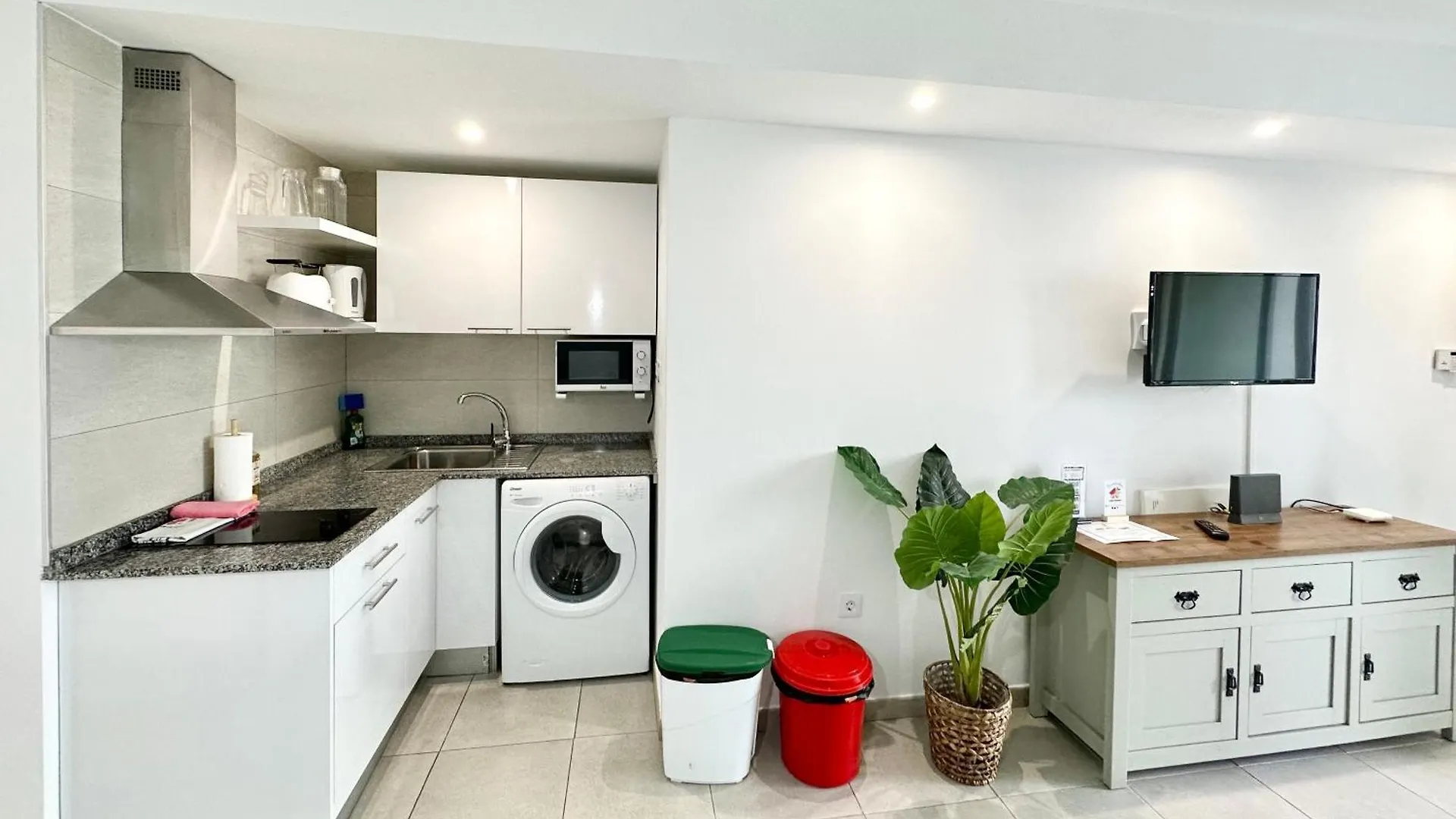 Apartamento Chocolate Brownie Piscina, Terraza, Planta Baja, Parking Y Wifi Corralejo España