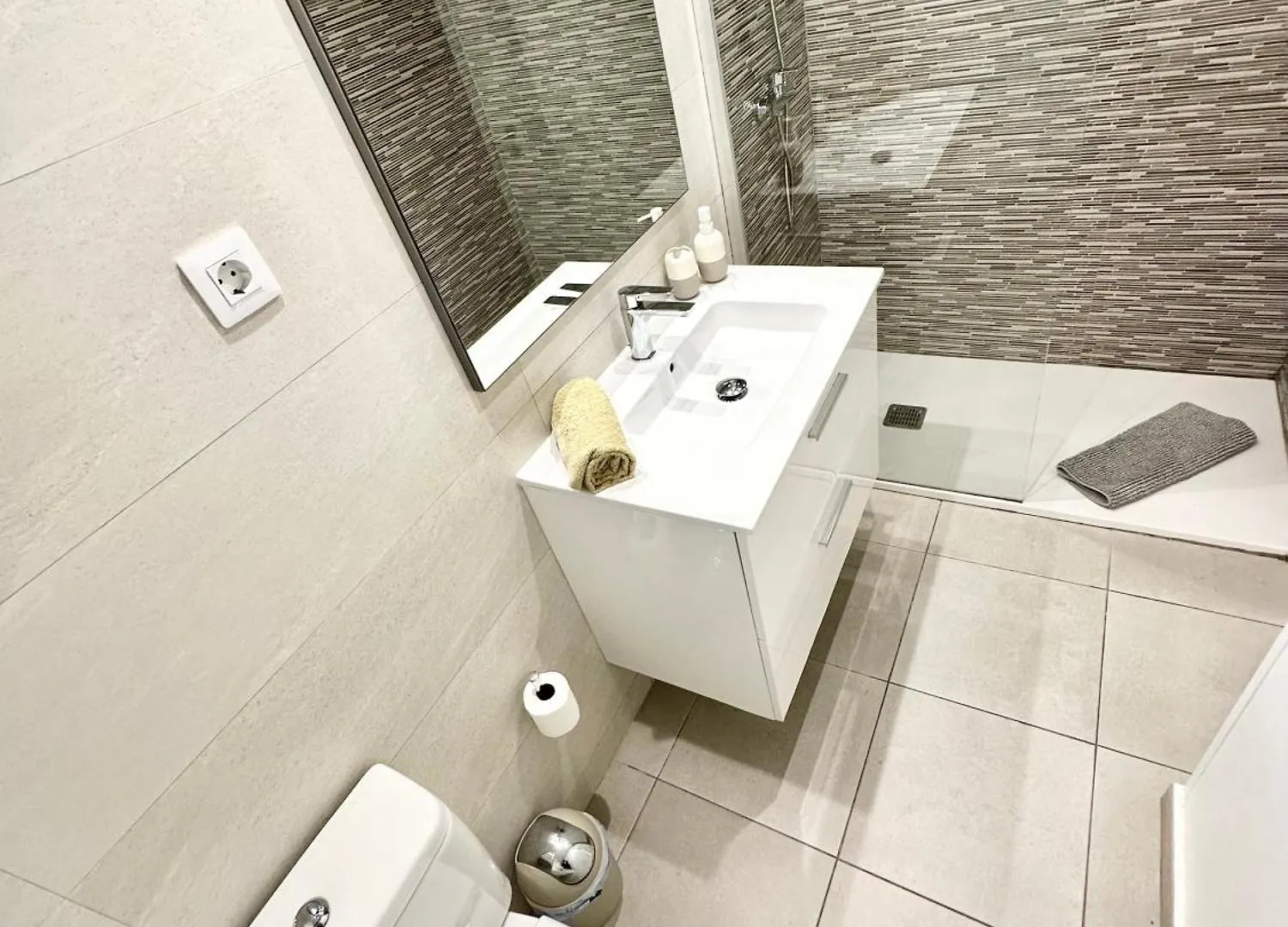 Apartamento Chocolate Brownie Piscina, Terraza, Planta Baja, Parking Y Wifi Corralejo